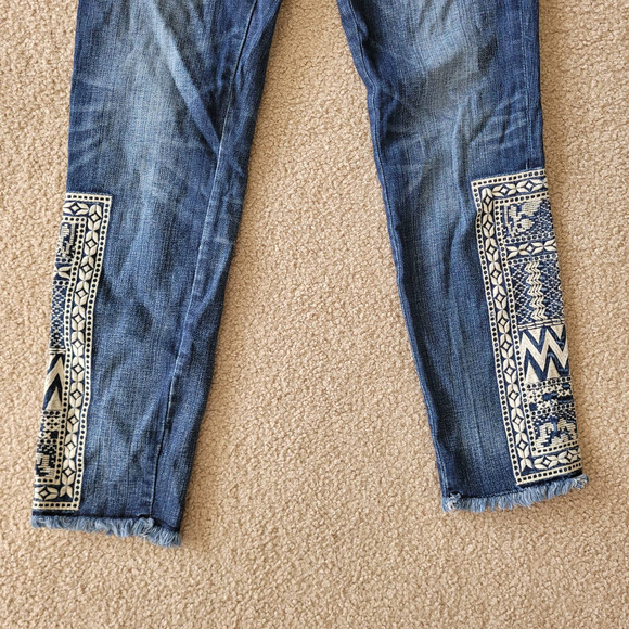 Miss Me Signature‎ Ankle Skinny Born to Be Boho Denim Embroidered Jean. Size 26 - Picture 6 of 15